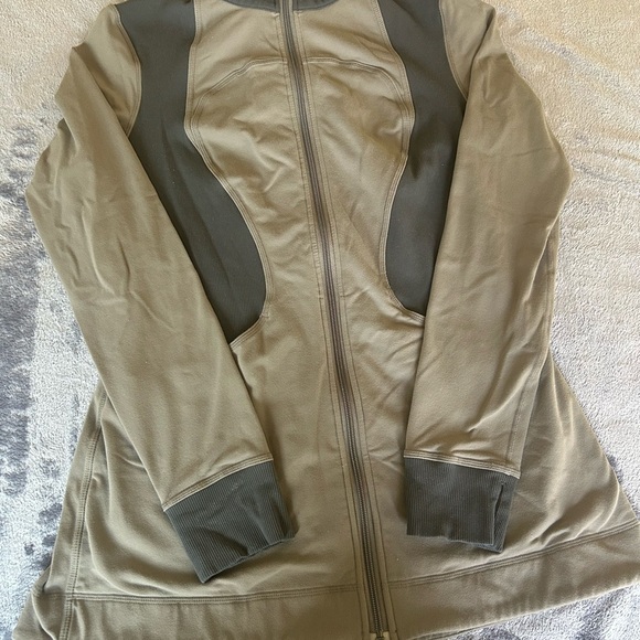 lululemon athletica Sweaters - Women's Lululemon Alluring Jacket *rare*